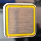 Демонстрация работы сенсорной квадратной кнопки